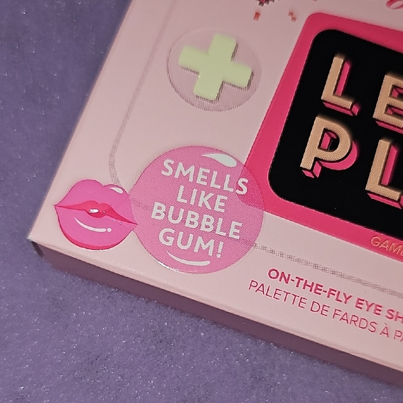 NIB Too Faced Let's Play Mini Eyeshadow Palette - Picture 4 of 5